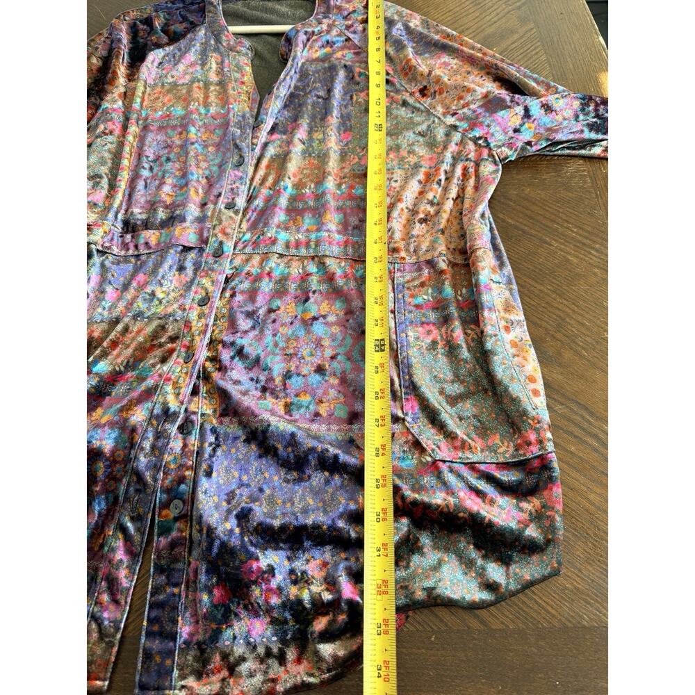 Natural Life Laid Back Velvet Button Down Top Size XXL Floral Patchwork Artsy - Picture 7 of 7